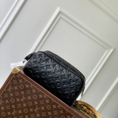 LV Clutch Bags